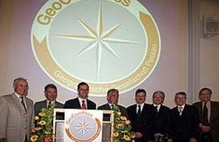 GeoComPass Gründungsfeier Gruppenfoto