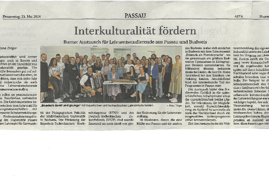 Gruppenbild der beiden Studierendengruppen