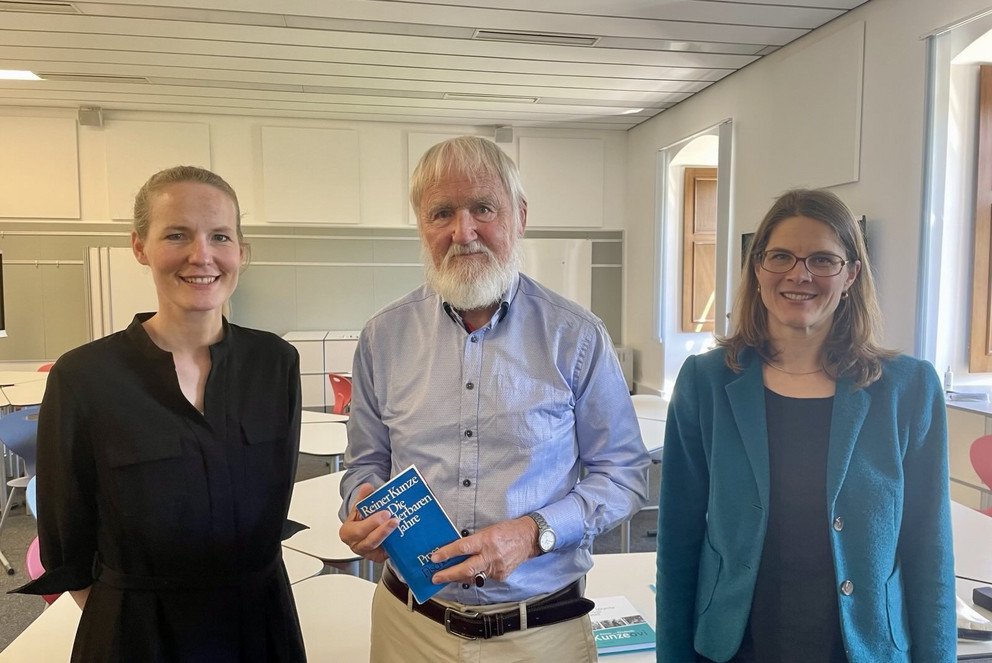 Peter Richter mit Seminarleiterinnen