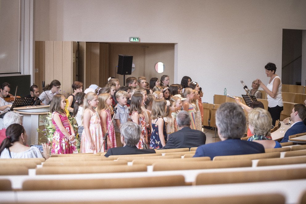 Singende Kinder