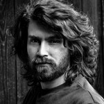 Portraitbild Andres Suarez