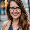 Portraitbild Veronika Hackl